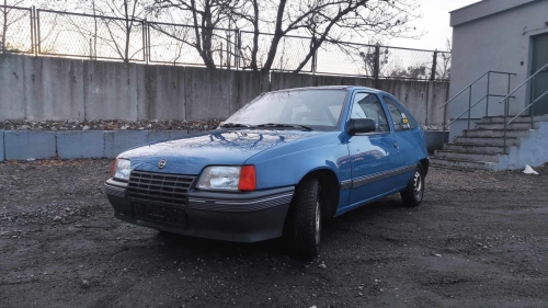 Opel Kadett (E) hatchback