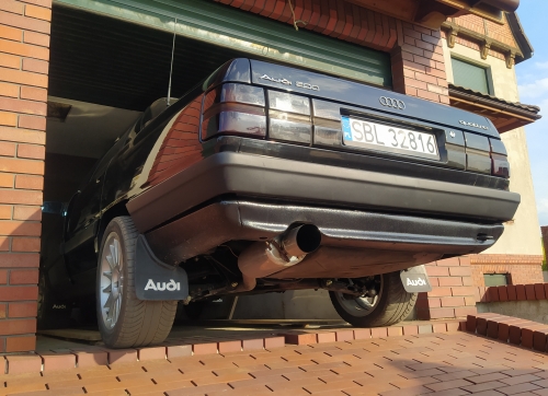 Audi 200 C3