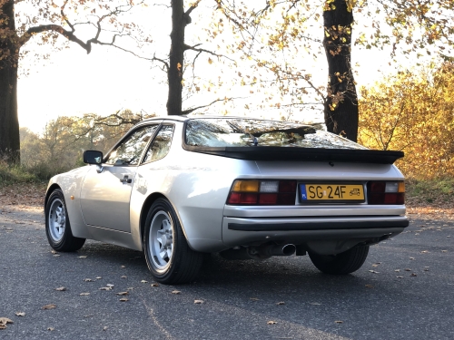 Porsche 944 coupe
