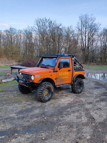 Suzuki Samurai