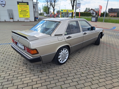 Mercedes Klasa C (W201)