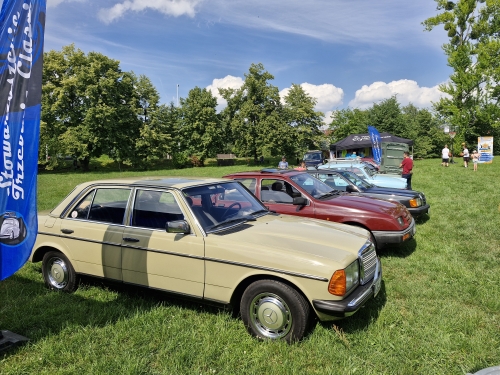 Mercedes W 123