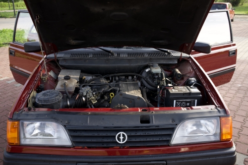 FSO Polonez Atu sedan