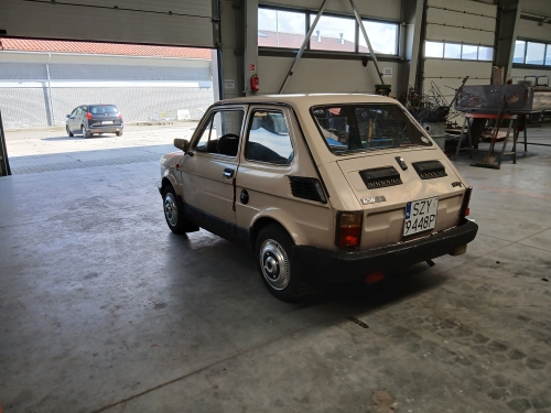 Polski Fiat 126p FL