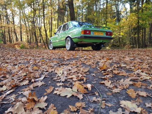 BMW 5 (E12)
